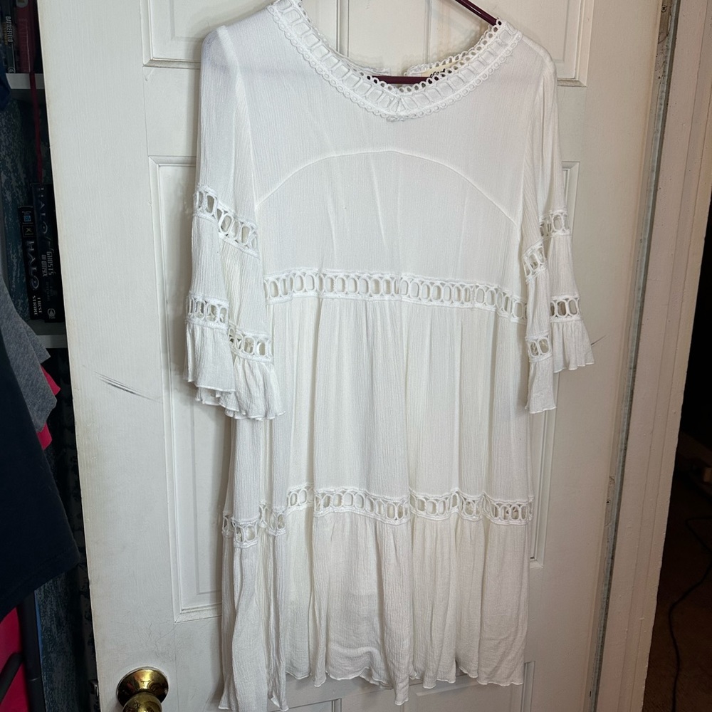 Women’s dress - Picture 1 of 9